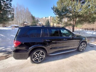 2017 Mercedes-Benz GLS 400 I (X166), чёрный, 6150000 рублей, вид 4