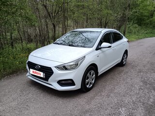 2017 Hyundai Solaris II, белый, 980000 рублей, вид 1