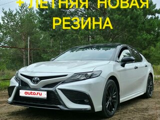 2022 Toyota Camry VIII (XV70) Рестайлинг, белый, 3500000 рублей, вид 2