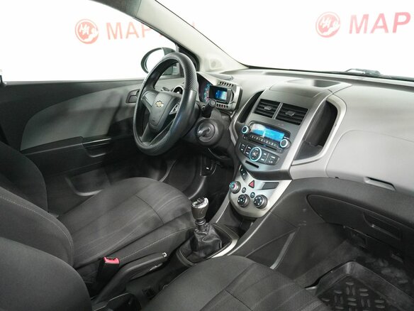 2012 Chevrolet Aveo II, чёрный, 420000 рублей - вид 10