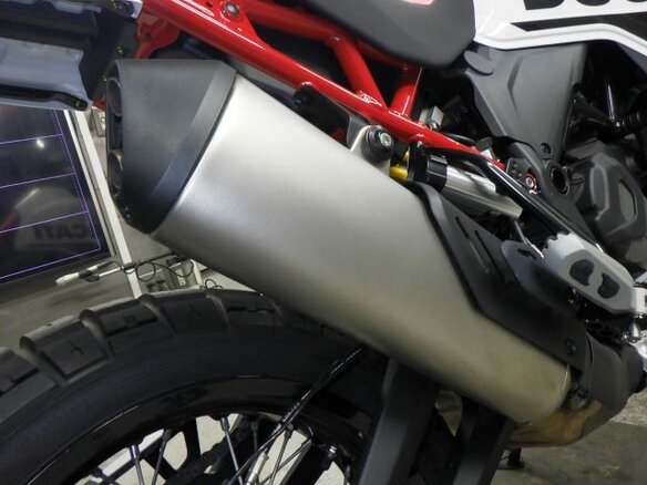 2025 Ducati DesertX, белый, 1625000 рублей - вид 16