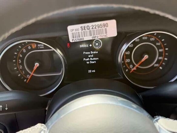2026 Jeep Gladiator II (JT) Рестайлинг, чёрный, 6980000 рублей - вид 9