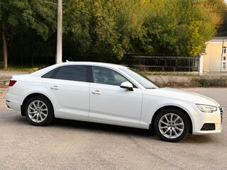 2017 Audi A4 V (B9), белый, 1599000 рублей, вид 5