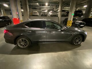 2020 Genesis G70 I Рестайлинг, серый, 2600000 рублей, вид 4