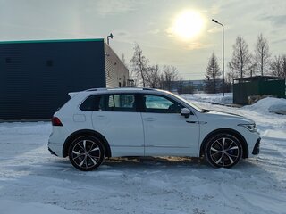 2022 Volkswagen Tiguan R, белый, 5400000 рублей, вид 4