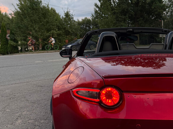 2021 Mazda Roadster IV (ND), красный, 2000000 рублей - вид 17