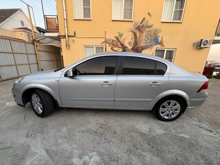 2011 Opel Astra H Рестайлинг, серебристый, 499000 рублей, вид 5