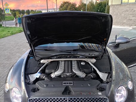 2018 Bentley Continental GT III, серый, 19100000 рублей, вид 3