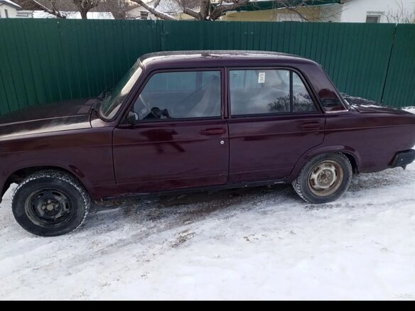 2005 Lada (ВАЗ) 2107, пурпурный, 115000 рублей - вид 2