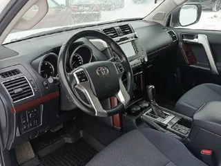 2015 Toyota Land Cruiser Prado 150 Series Рестайлинг 1, белый, 4099000 рублей, вид 5