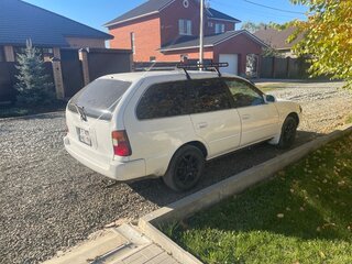1997 Toyota Corolla VII (E100), белый, 420000 рублей, вид 3