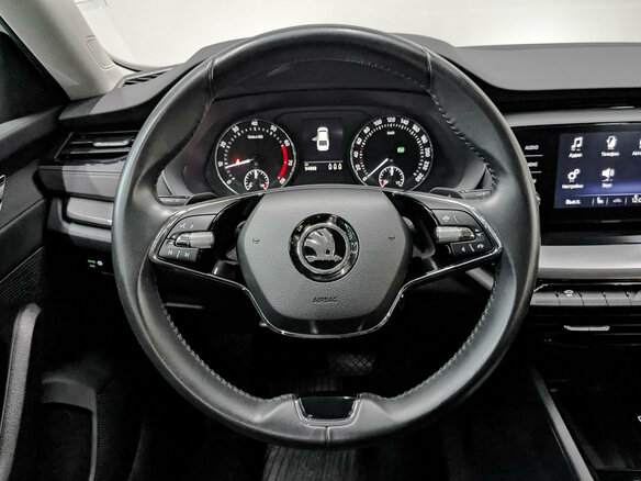 2021 Skoda Octavia IV (A8), белый, 2030000 рублей - вид 20