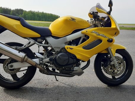 2001 Honda VTR 1000, жёлтый, 320000 рублей, вид 2