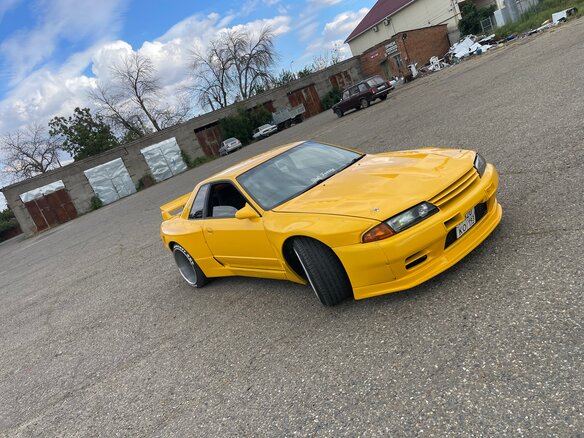 1993 Nissan Skyline VIII (R32), жёлтый - вид 28