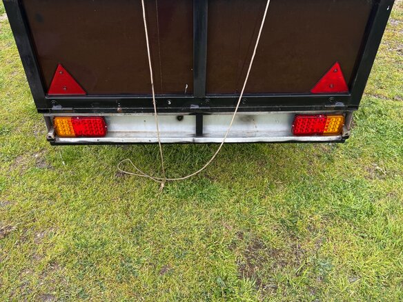 2022 УАЗ 8109, чёрный, 85000 рублей - вид 3