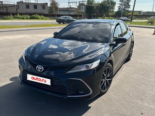 2021 Toyota Camry VIII (XV70), чёрный, 2700000 рублей, вид 3