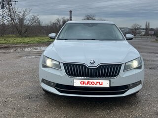 2015 Skoda Superb III, белый, 1725000 рублей, вид 1