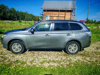 2012 Mitsubishi Outlander III, серый, 820000 рублей, вид 4