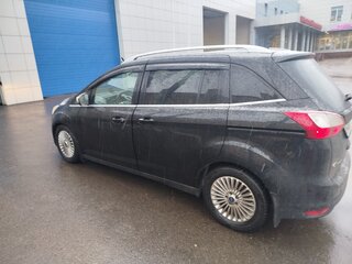 2011 Ford C-MAX II, чёрный, 950000 рублей, вид 3