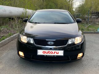 2010 Kia Cerato 6-speed II, чёрный, 680000 рублей, вид 2
