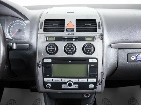2007 Volkswagen Touran I Рестайлинг, серебристый - вид 13