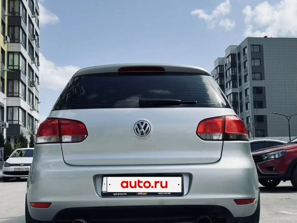 2012 Volkswagen Golf VI, серебристый, 999000 рублей - вид 1