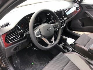 2021 Volkswagen Polo VI, чёрный, 2000000 рублей, вид 1