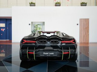 2025 Lamborghini Revuelto, чёрный, 69990000 рублей, вид 4