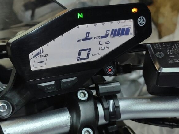 2016 Yamaha MT-09 (FZ-09), синий, 760000 рублей - вид 2