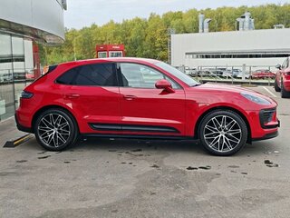 2025 Porsche Macan I Рестайлинг 2, красный, 11850000 рублей, вид 5