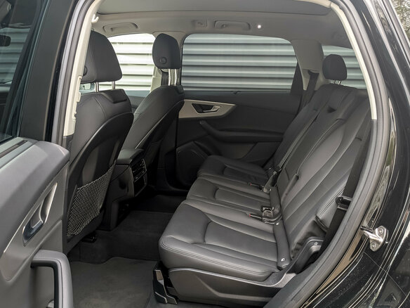 2023 Audi Q7 45 TFSI II (4M) Рестайлинг, чёрный, 6950000 рублей - вид 12