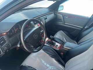 1997 Mercedes-Benz E-Класс 200 II (W210, S210), зелёный, 450000 рублей, вид 5