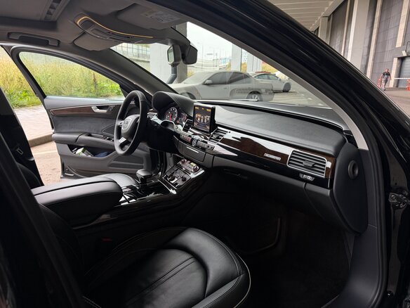 2015 Audi A8 Long III (D4) Рестайлинг, чёрный, 2380000 рублей - вид 14