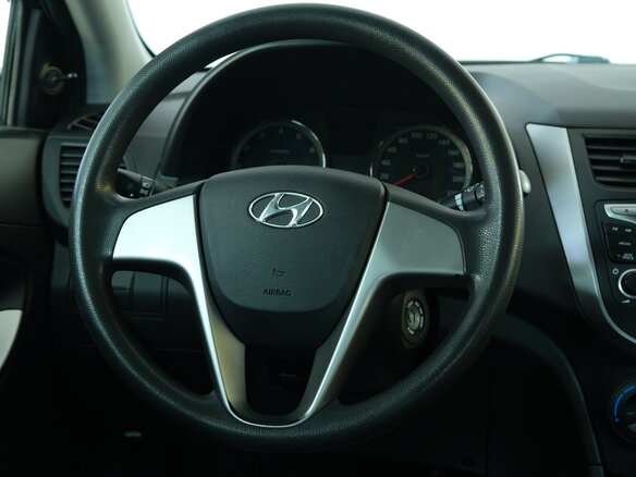 2016 Hyundai Solaris I Рестайлинг, чёрный, 999000 рублей - вид 10