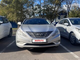 2010 Hyundai Sonata VI (YF), серебристый, 1000000 рублей, вид 3