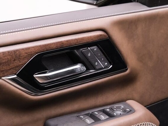 2026 GMC Yukon XL V Рестайлинг, чёрный, 17500000 рублей - вид 22
