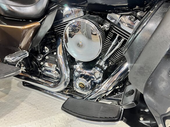 2013 Harley-Davidson Tri Glide, коричневый, 1599000 рублей - вид 12