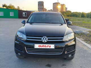2011 Volkswagen Touareg II, чёрный, 1850000 рублей, вид 2