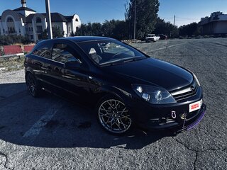 2008 Opel Astra GTC H Рестайлинг, чёрный, 755000 рублей, вид 2