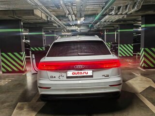2019 Audi Q8 45 TDI I (4M), белый, 5800000 рублей, вид 5