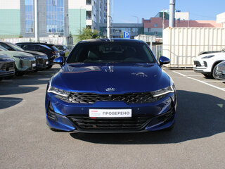 2021 Kia K5 III, синий, 2620000 рублей, вид 2