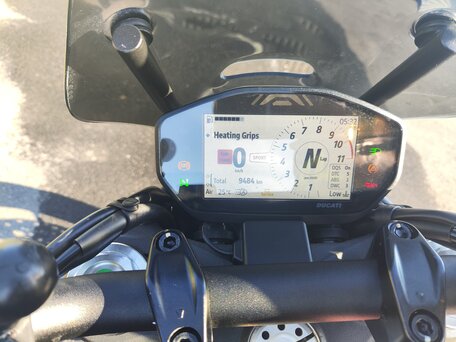 2021 Ducati Monster 937, серый, 800000 рублей, вид 5
