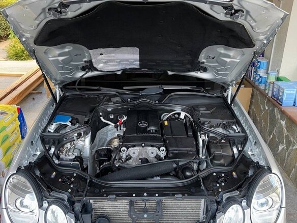 2006 Mercedes-Benz E-Класс 200 III (W211, S211) Рестайлинг, серебристый, 1250000 рублей - вид 3
