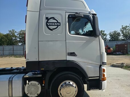 1995 Volvo FH, белый, 2000000 рублей, вид 2
