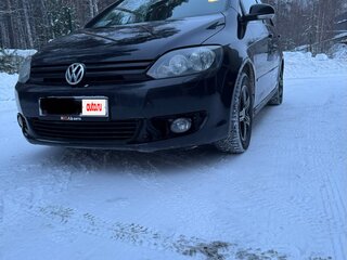 2012 Volkswagen Golf Plus II, чёрный, 650000 рублей, вид 1