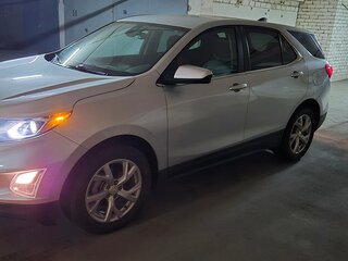 2021 Chevrolet Equinox III, серебристый, 1420000 рублей, вид 2