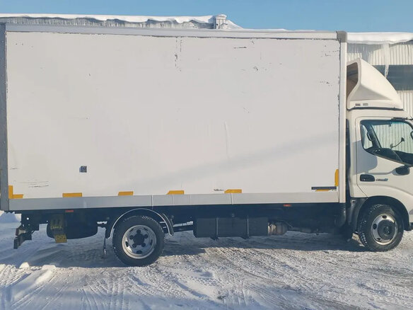 2019 Hino Series 300 (Dutro), белый, 3600000 рублей - вид 9