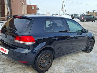 2011 Volkswagen Golf VI, синий, 799000 рублей, вид 4