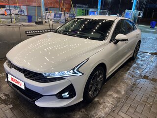 2022 Kia K5 III, белый, 2200000 рублей, вид 1