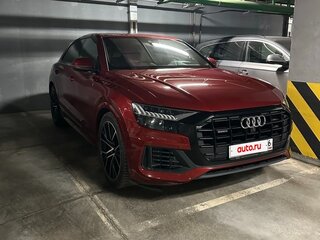 2020 Audi Q8 55 TFSI I (4M), красный, 9650000 рублей, вид 2